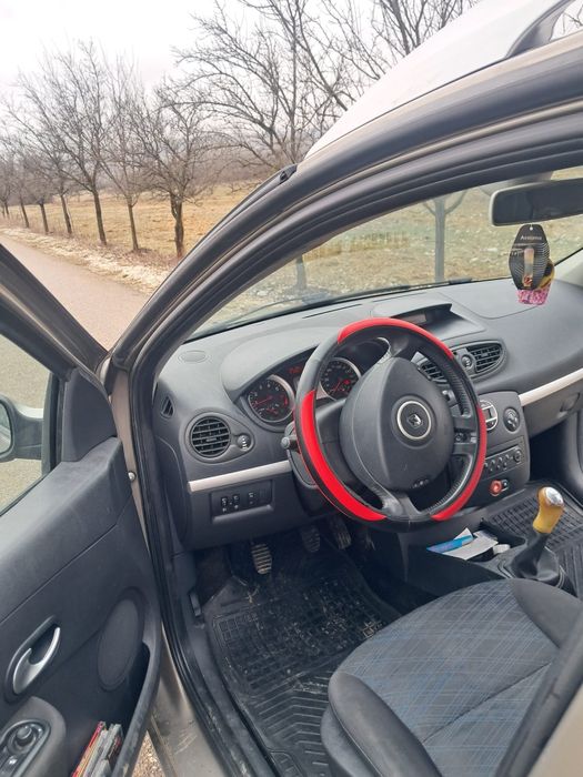 Renault clio 2009