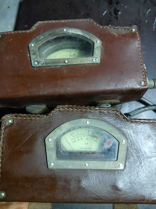 2 detectoare radioactivitate, Geiger Muller