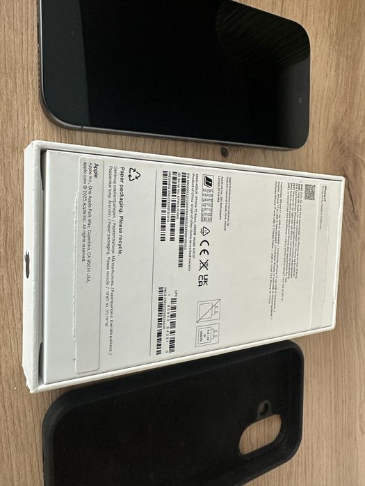 Iphone 17 black 256 GB