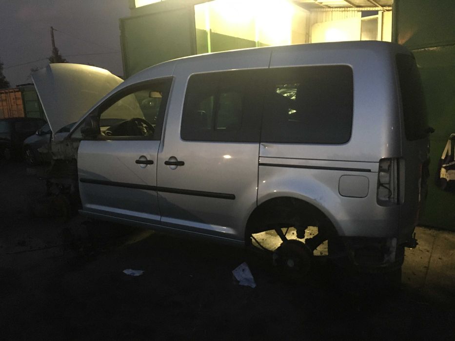 Фолксваген Кади/Volkswagen Caddy Дизел 2009г на части