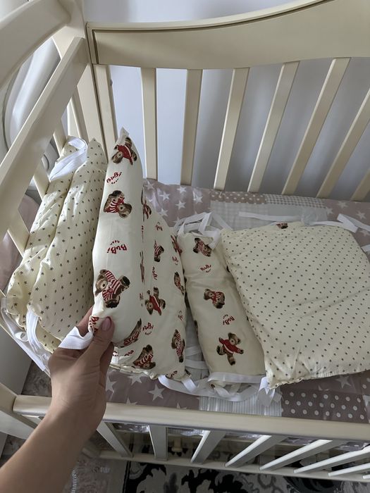 Манеж/кровать/прикроватный манеж