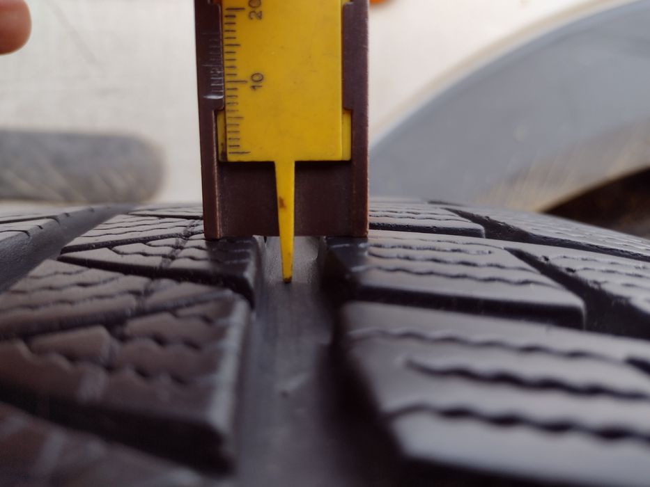 Топ състояние 2бр.245/50/18 Falken RSC