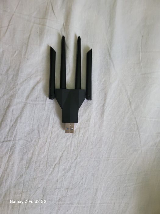 Adaptor wireless pentru pc