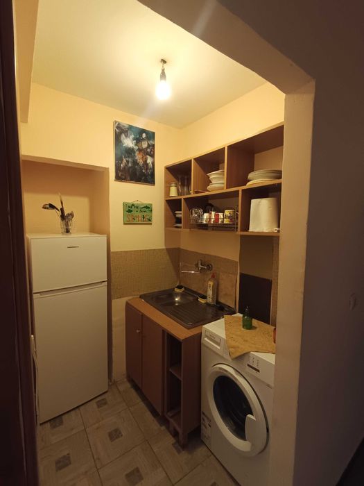 Garsoniera de închiriat  zona centrală