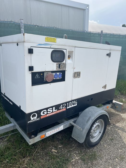 Inchiriez /Inchirieri /gr /generator/ Iasi/Bacau/ Roman/de 15/20/43 kv