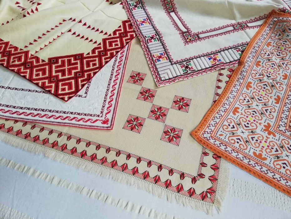 Колекция РЪЧНО везани НОВИ карета РЕТРО