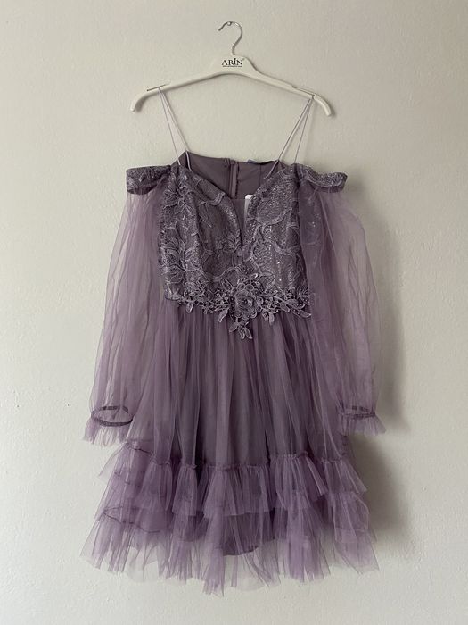 Официална рокля