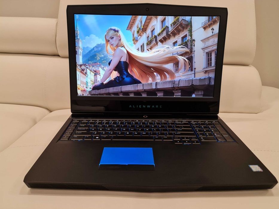 Laptop gaming nou Alienware 17" ,intel core i7 ,video 8 GB, ram 32 gb