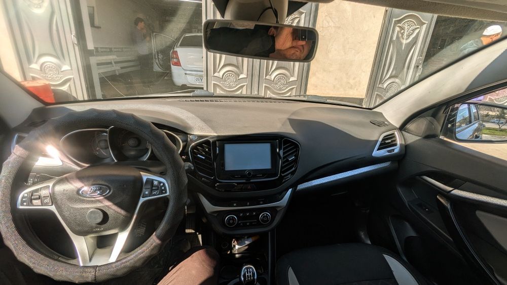 Lada Vesta sw Cross 2019