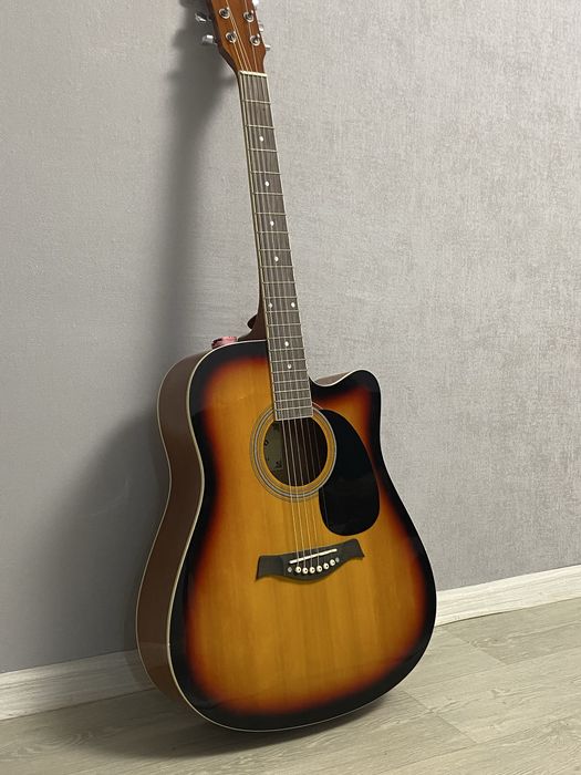 Аккустическая гитара Adagio