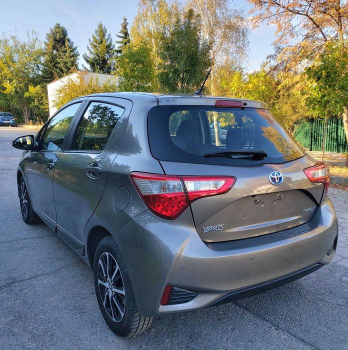 Тойота Хибрид Ярис 2017г Full Toyota yaris Hybrid