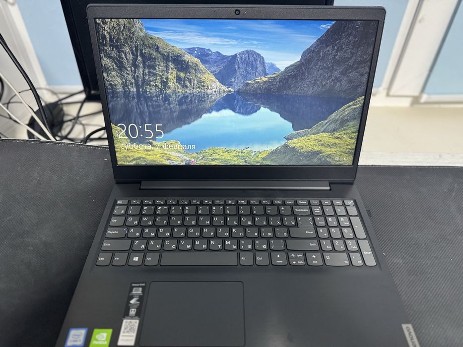 Продаю ноутбук Lenovo