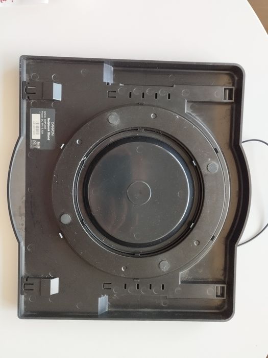 Продавам охлаждаща поставка за лаптоп CANYON CNP-NS1 - 17''