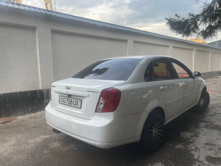 Lasetti 1.8 avtomat