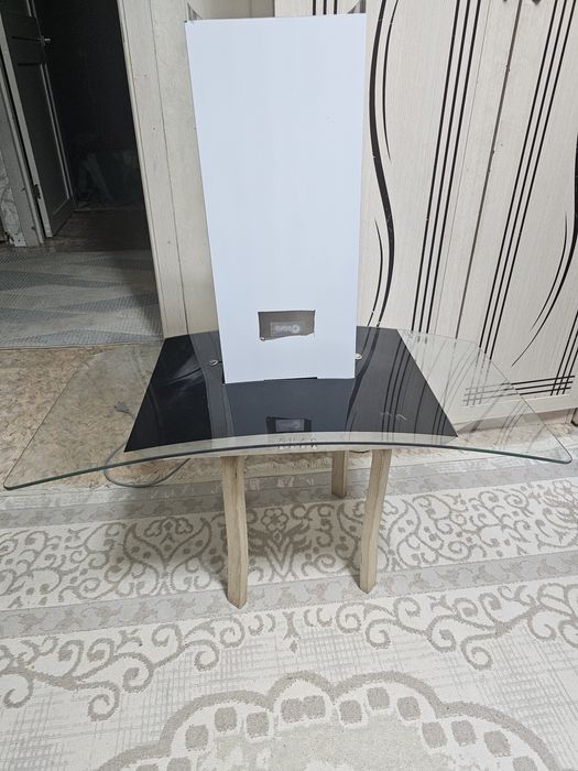 ВЫТЯЖКА новая продам 90см