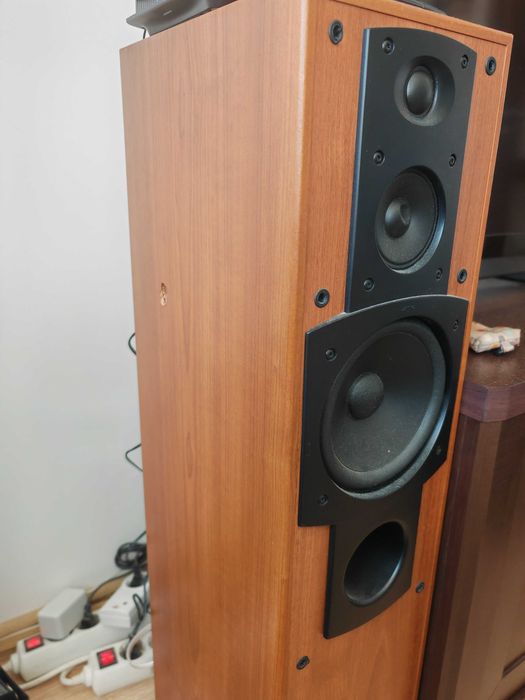 Тонколони Jamo 3.1 + Ресийвъри Yamaha – Само лично – Левски