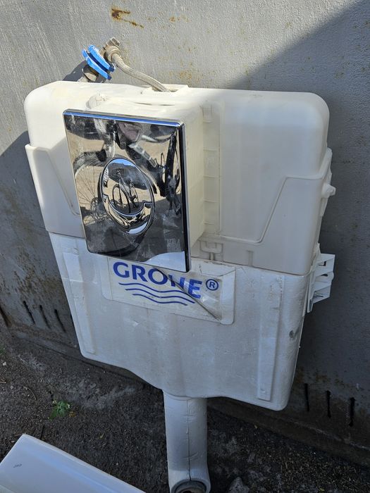 Продам унитаз с инсталляцией