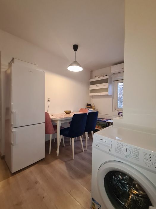 Vand garsoniera in apropiere de Mall Vitan