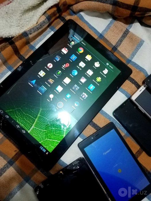 Planshetlar va telefonlar sotiladi