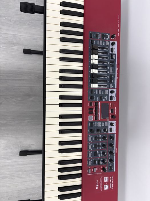 Nord Electro 6D 73 clape + Case Original Nord