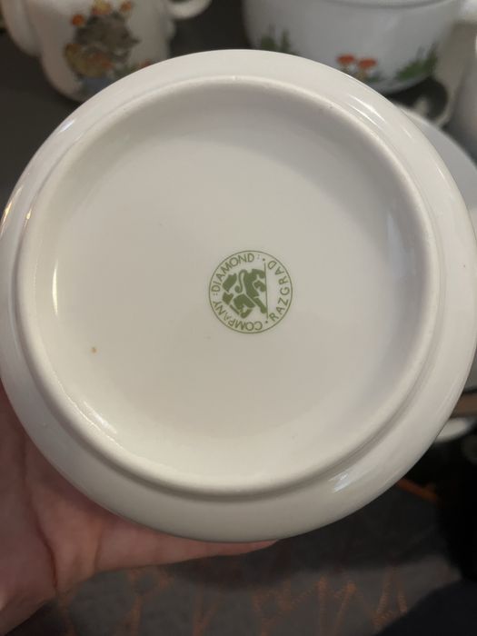 Стар български детски порцеланов сервиз