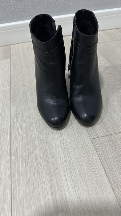 Продам полусапоги 33 размер