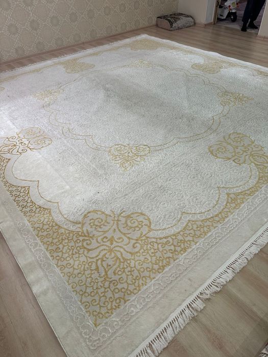 продам ковер 4 на 4