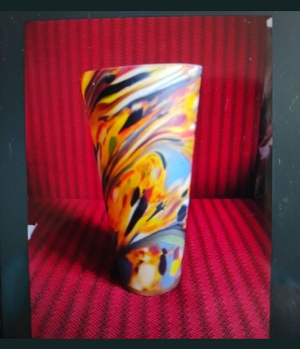 Vaze pentru flori, disign aparte, foarte modern.