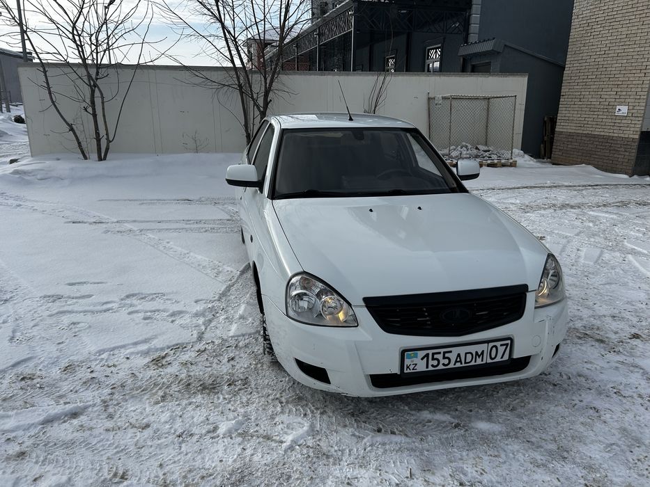 Продам приора 2 люкс в отличном состоянии,