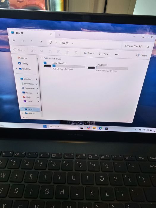 Laptop asus zenbook 13 oled