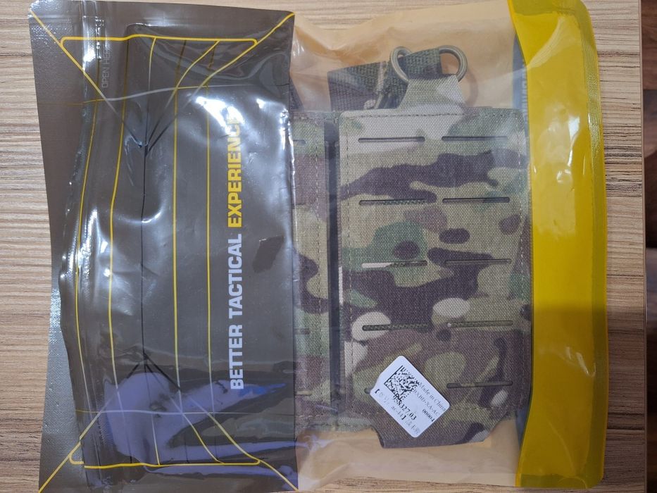 Port încărcător dublu camuflaj