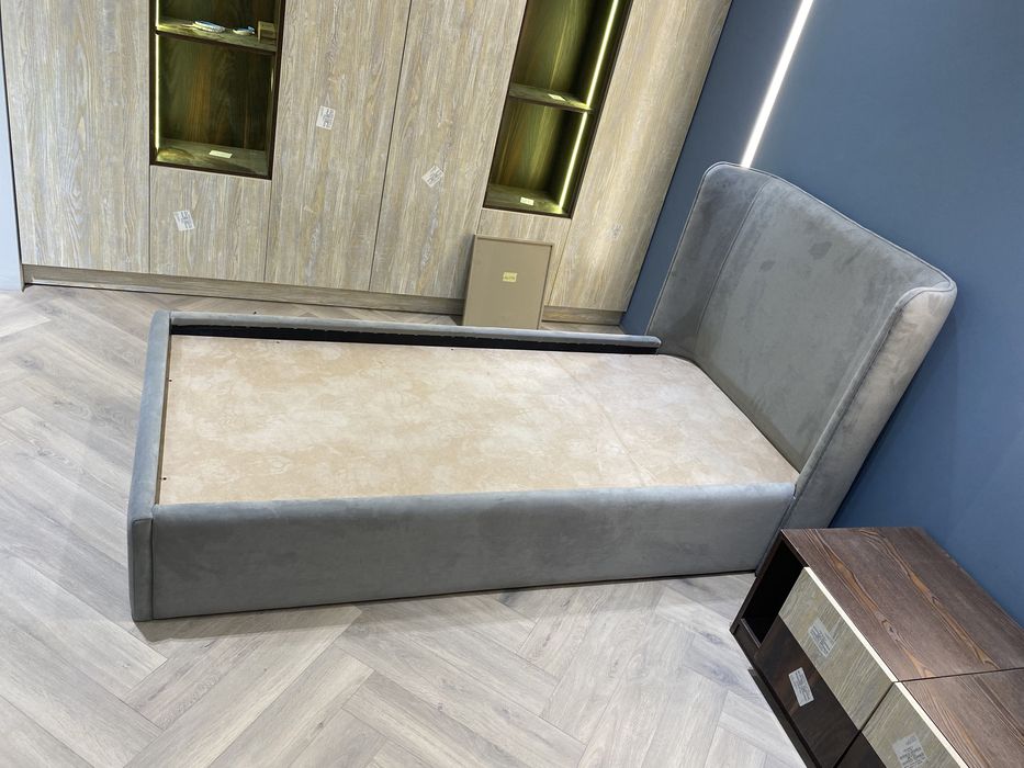 Bir kishilik yumshoq kravatlar yasimiza