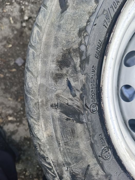 Продам резину на ваз