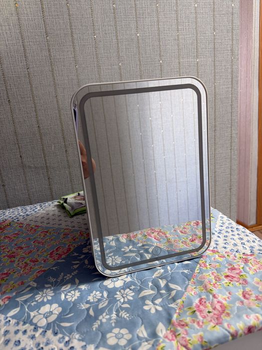 Продам мини холодильник