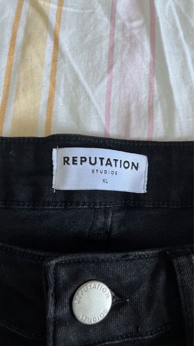 Blugi Reputation Studios Black