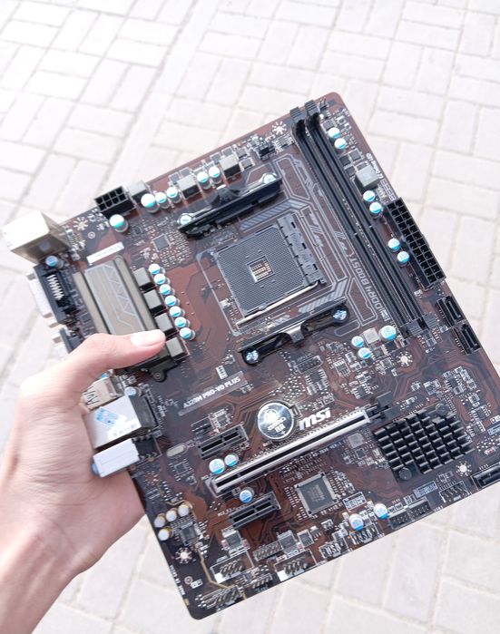 Продам материнскую плату, ссд, озу