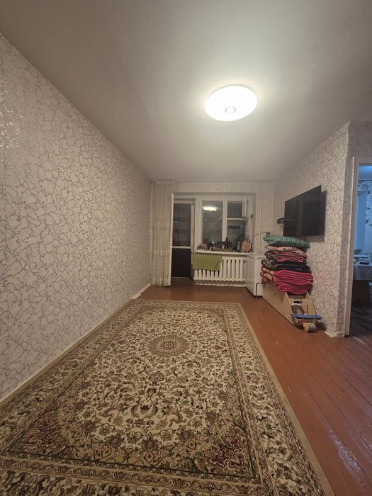 Бір бөлмелі үи сатылады