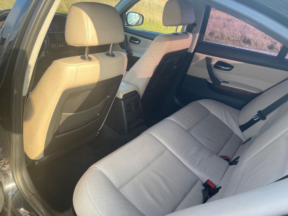 Vand BMW Seria 3 E90 – Automat, Piele, Navi, Bi-Xenon