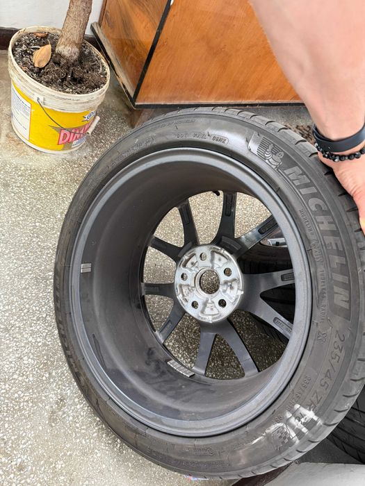 Jante 18 Tesla Model 3 - Anvelope vara 235 45 R18+Senzori presiune BLE