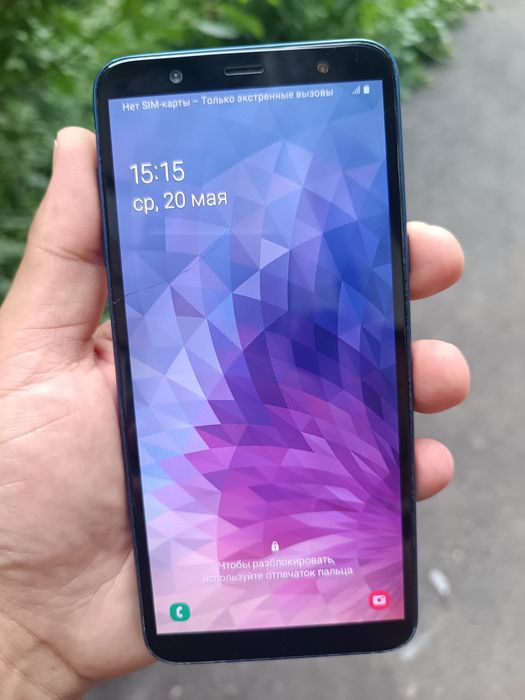 Samsung Galaxy J 8