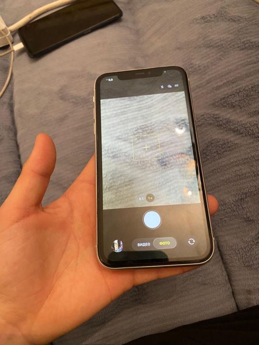 Продам iPhone 11