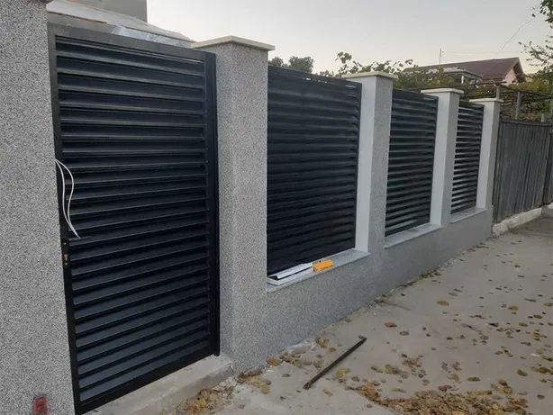 Executam garduri si porti la comanda