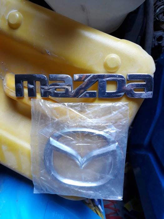 Бардачок мазда 626