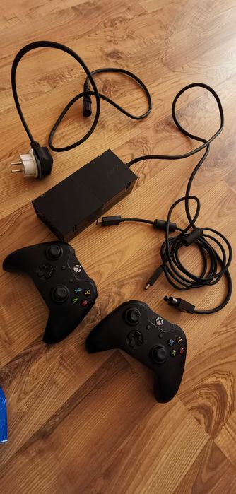 Xbox one с два джойстика
