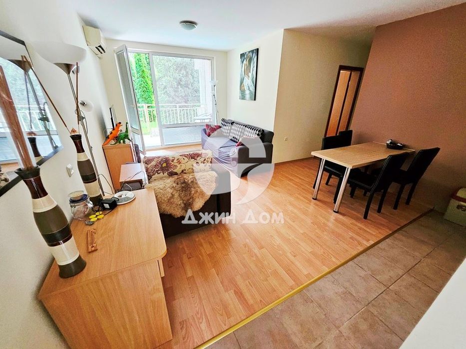 Продава се Двустаен апартамент в к.к. Слънчев бряг - 67 кв.м за 956 €/кв.м - Снимка #2