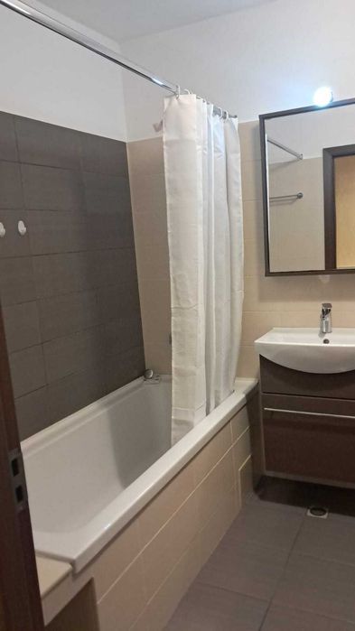 Apartament cu 1 camera de inchiriat in Floresti