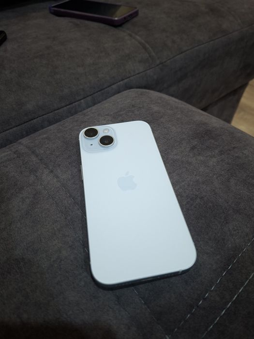 Продам Айфон 15 128гб