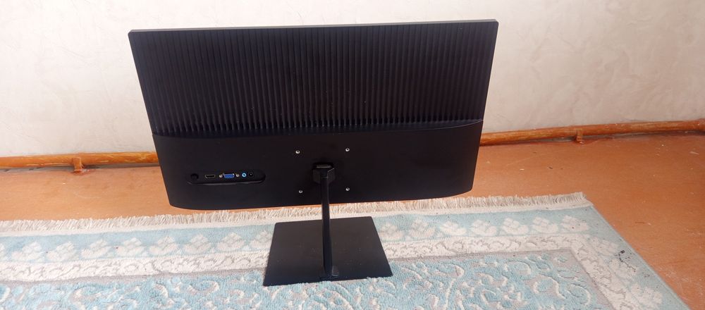 Монитор Ajhua продам