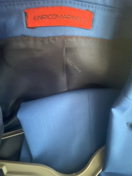 Продается мужской костюм