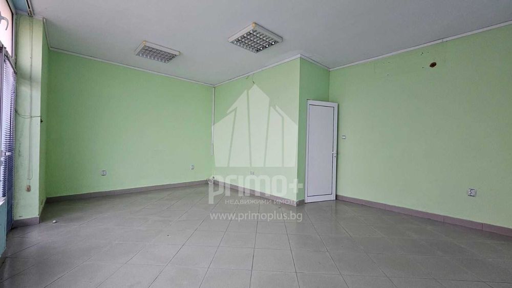 Продава се Магазин в Велико Търново, Колю Фичето - 32 кв.м за 1407 €/кв.м - Снимка #2